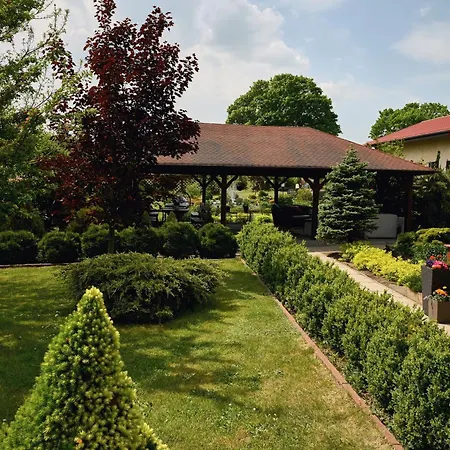 Oraz Bed & Breakfast 3*