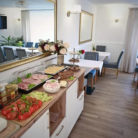 Oraz فندق مبيت وإفطار 3*